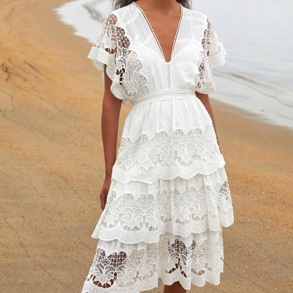 FARM RIO Off-White Richelieu Tiered Midi Lace Dress - Picture 4 of 16